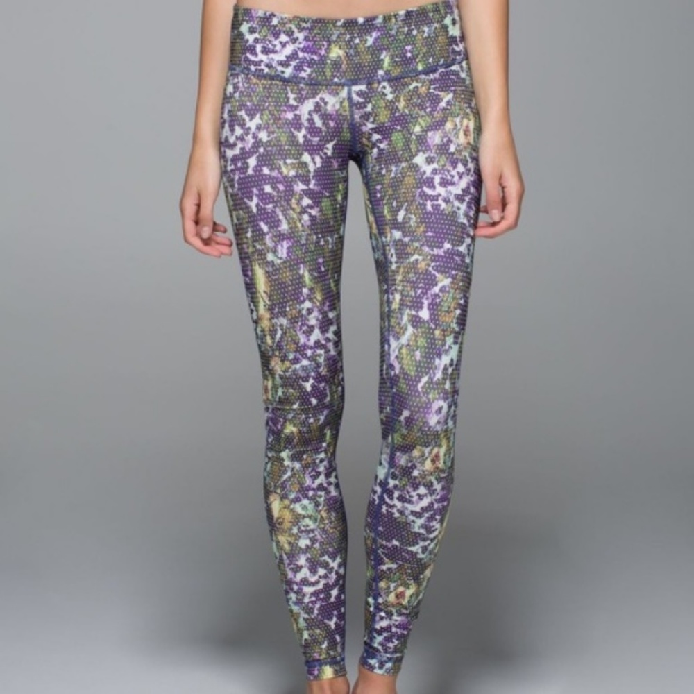 Lululemon Floral Luxtreme Wonder Unders
